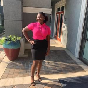 Meet your Posher, Andrea